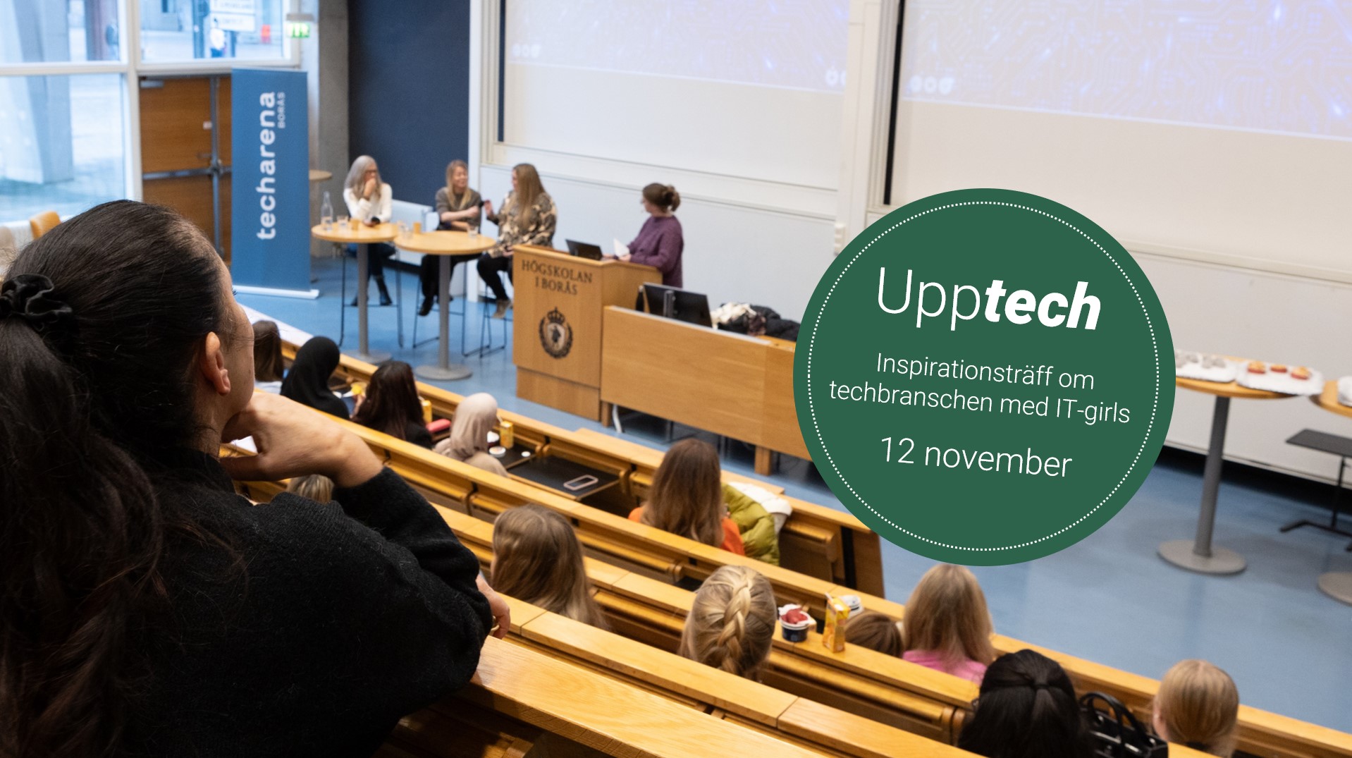 Åhörare och talare på panelsamtal
